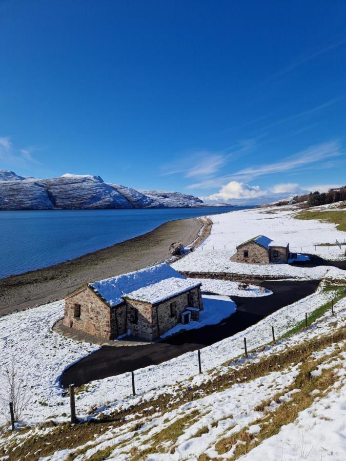 The Ruin - Wood Fired Hot Tub - Lochside - Dog Friendly Villa Ullapool Exterior photo